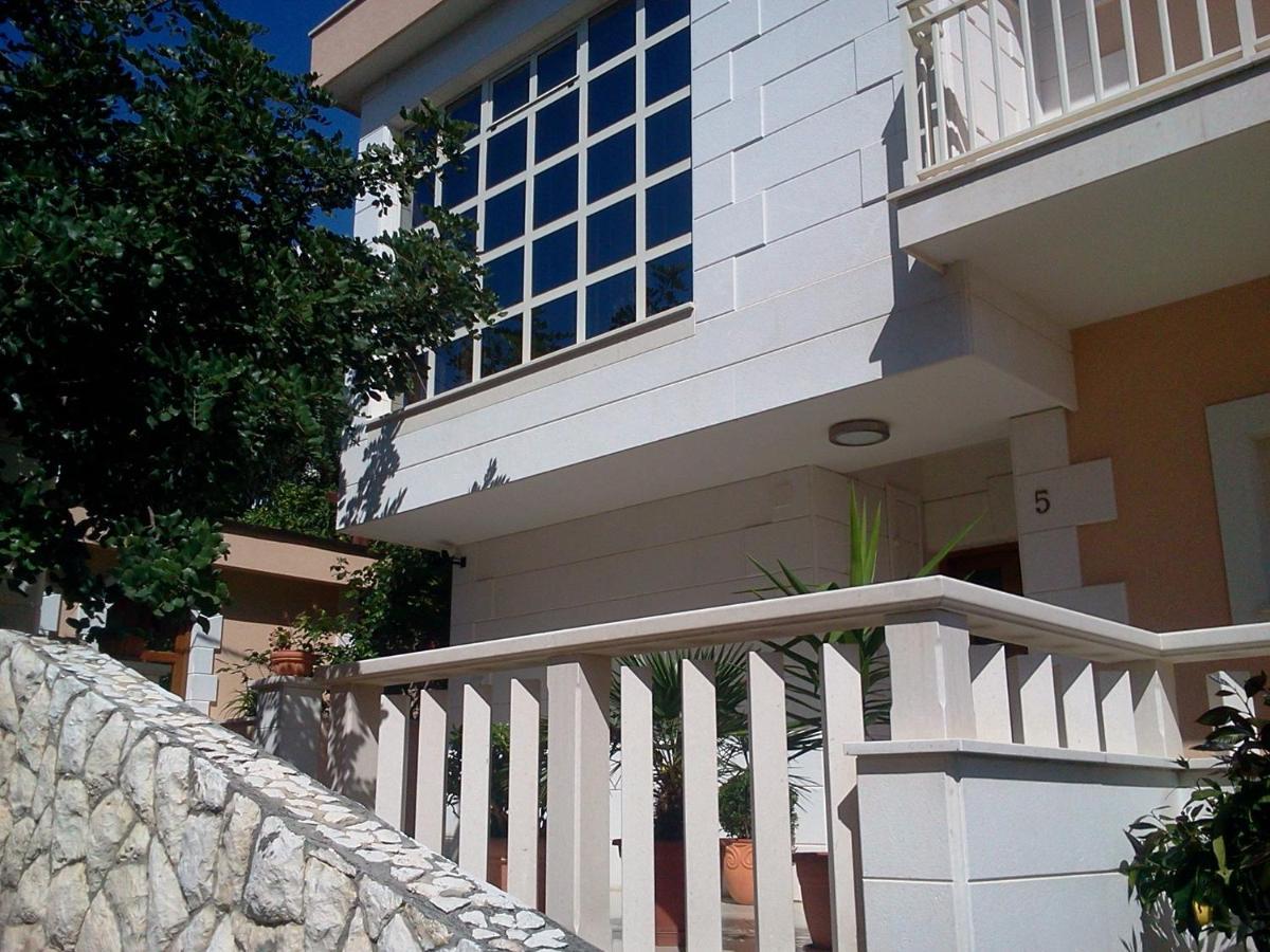 Apartments Jani Hvar Town Exterior photo