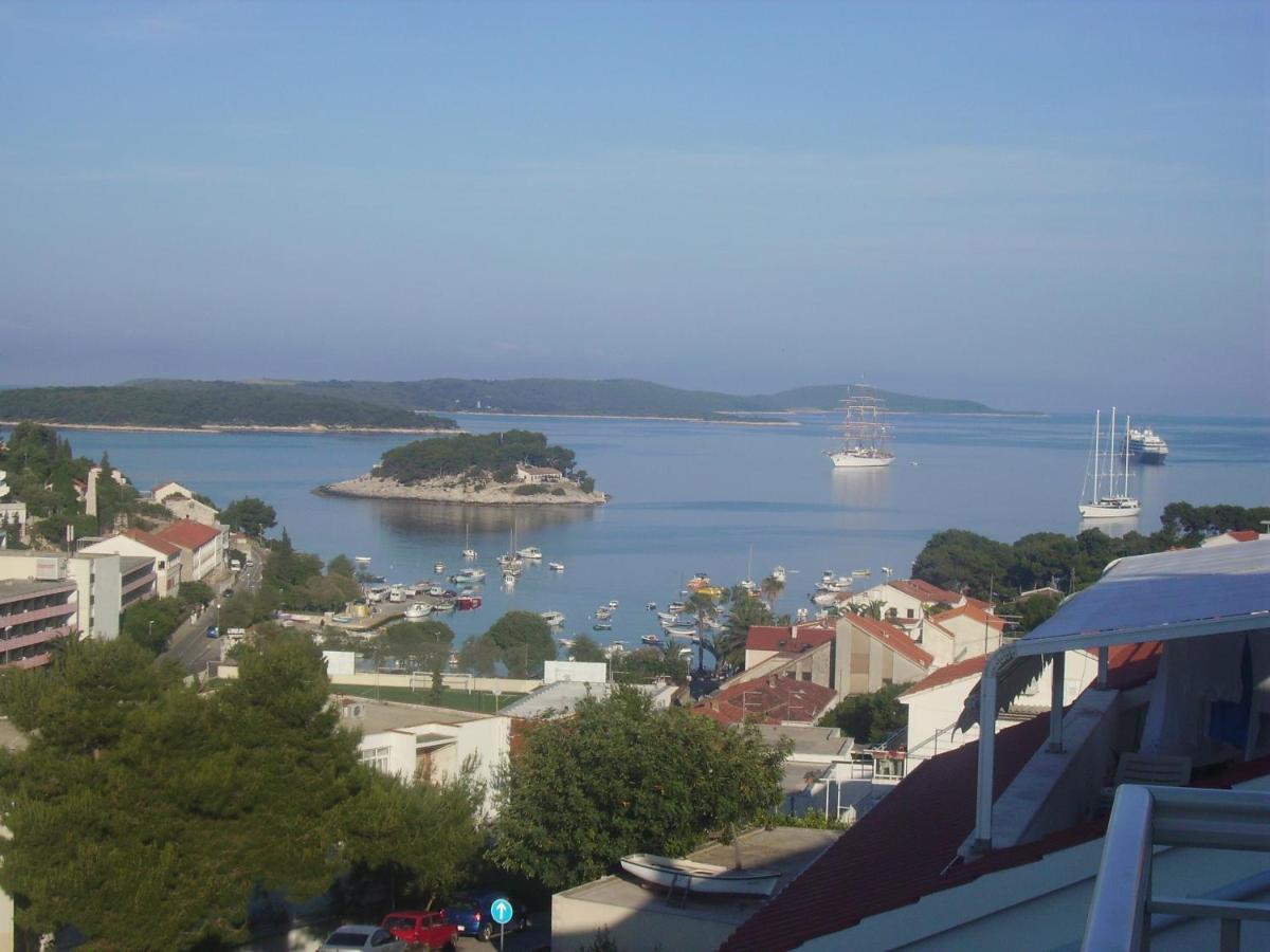 Apartments Jani Hvar Town Room photo