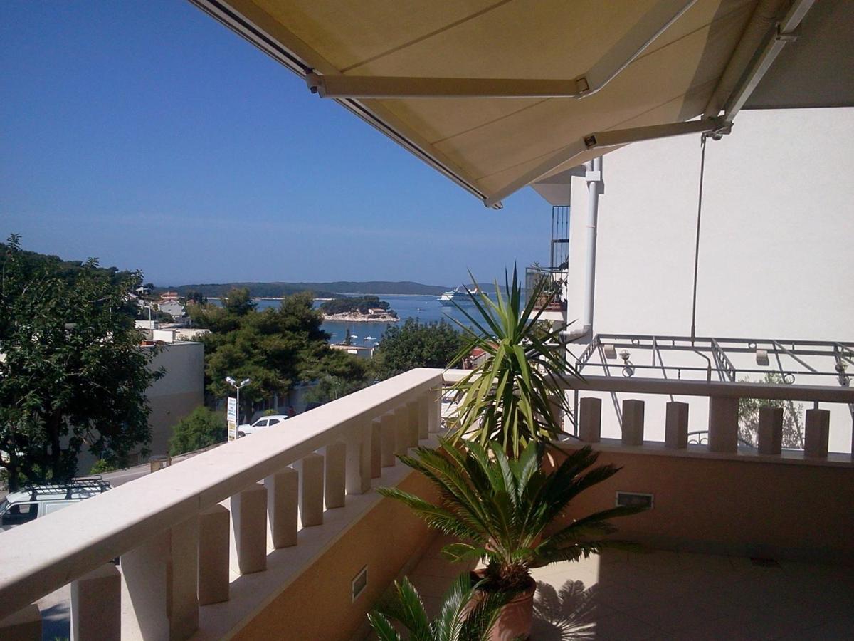 Apartments Jani Hvar Town Exterior photo